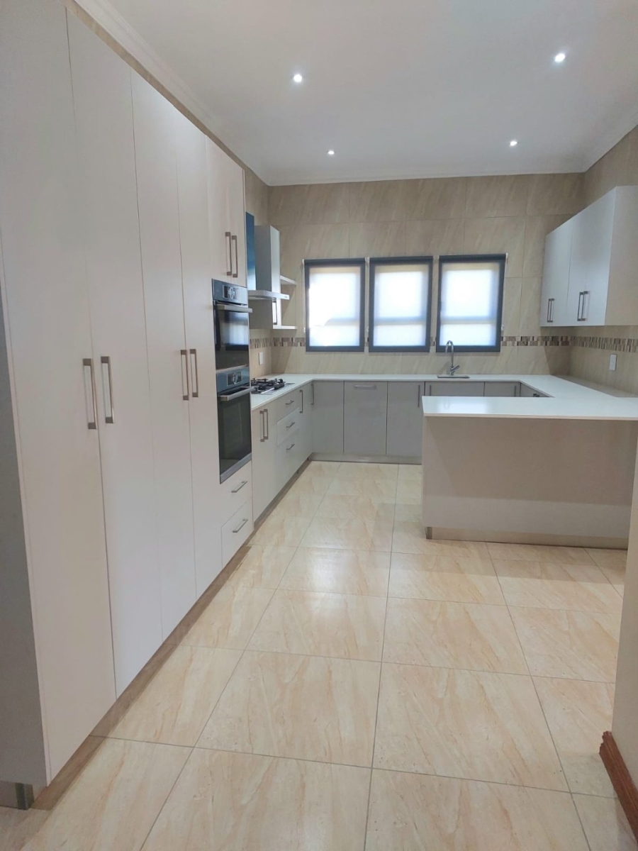 To Let 4 Bedroom Property for Rent in La Camargue Private Country Estate North West